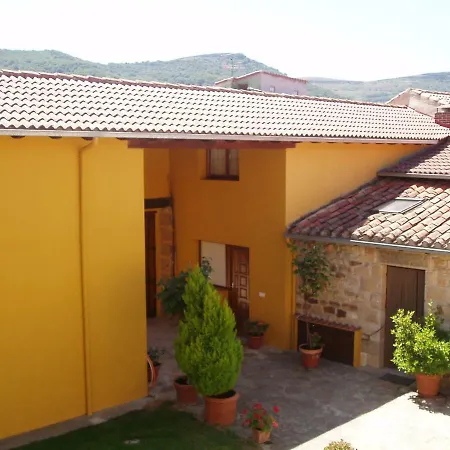 Penasalve ベッド・アンド・ブレックファスト 3*